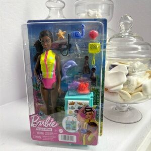 BARBIE Doll as Marine Biologist * NEW *